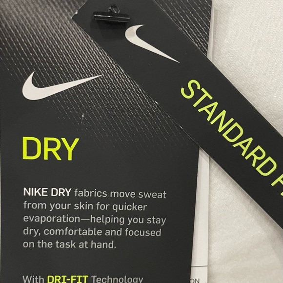 NEW - Nike Tempo Women's Black Athletic Dri-Fit Shorts 3” - Picture 10 of 13